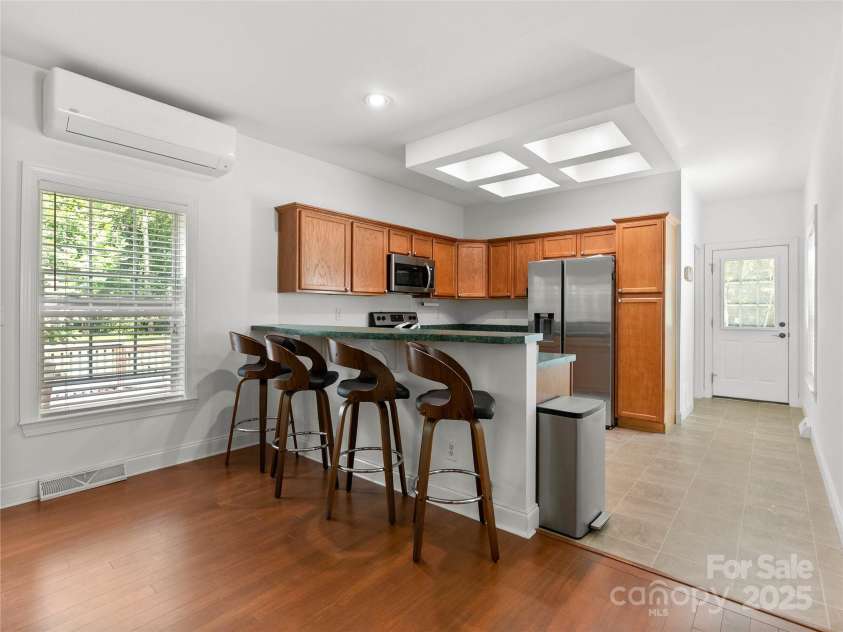 19 Lynnbrook Way, Columbus, NC 28722.  MLS# CAR4298309, YatesRealty ID 16923. 