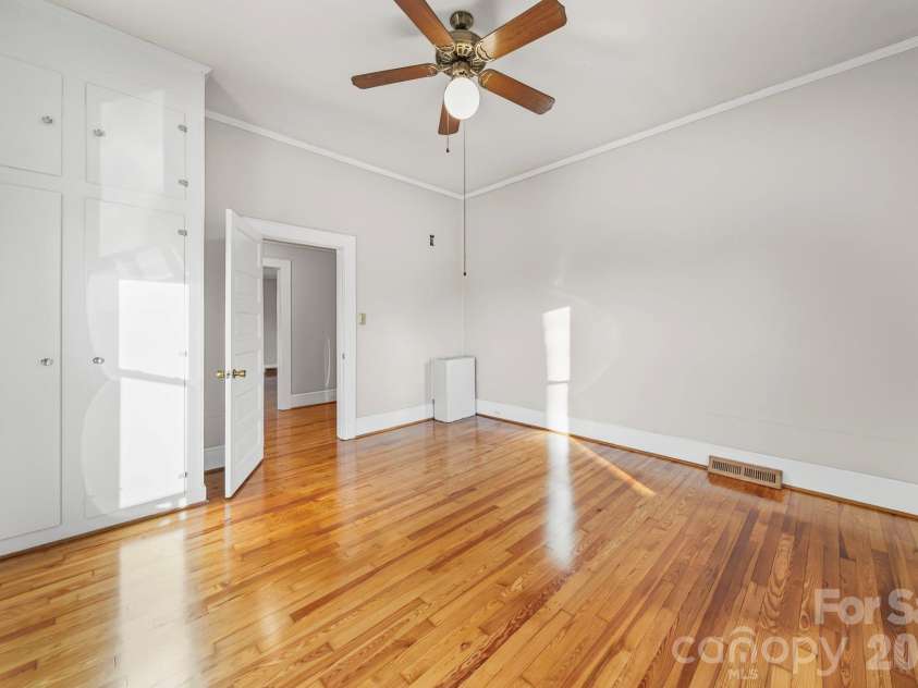 526 Graham Street, Albemarle, NC 28001.  MLS# CAR4327658, YatesRealty ID 16925. 