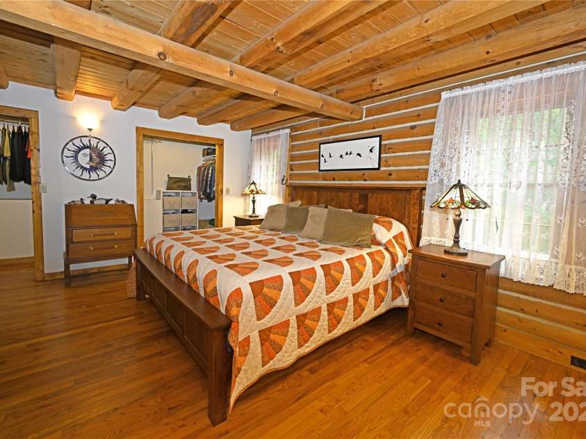 550 Joe Payne Road, Marshall, NC 28753.  MLS# CAR4257370, YatesRealty ID 16925. 