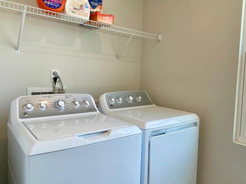 3113 Bouquet Street, Charlotte, NC 28215.  MLS# CAR4261587, YatesRealty ID 16926. Laundry