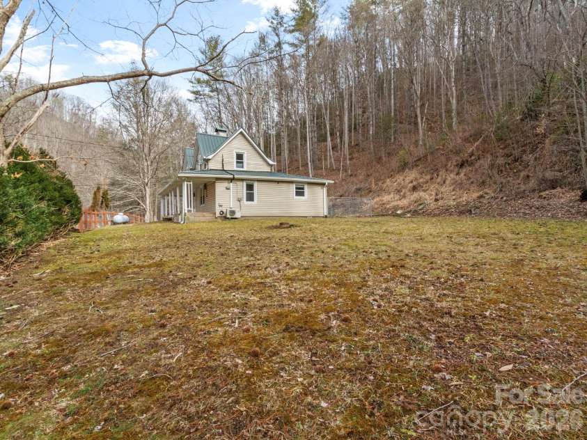 16180 US Hwy 19W Highway, Green Mountain, NC 28740.  MLS# CAR4344008, YatesRealty ID 16927. 