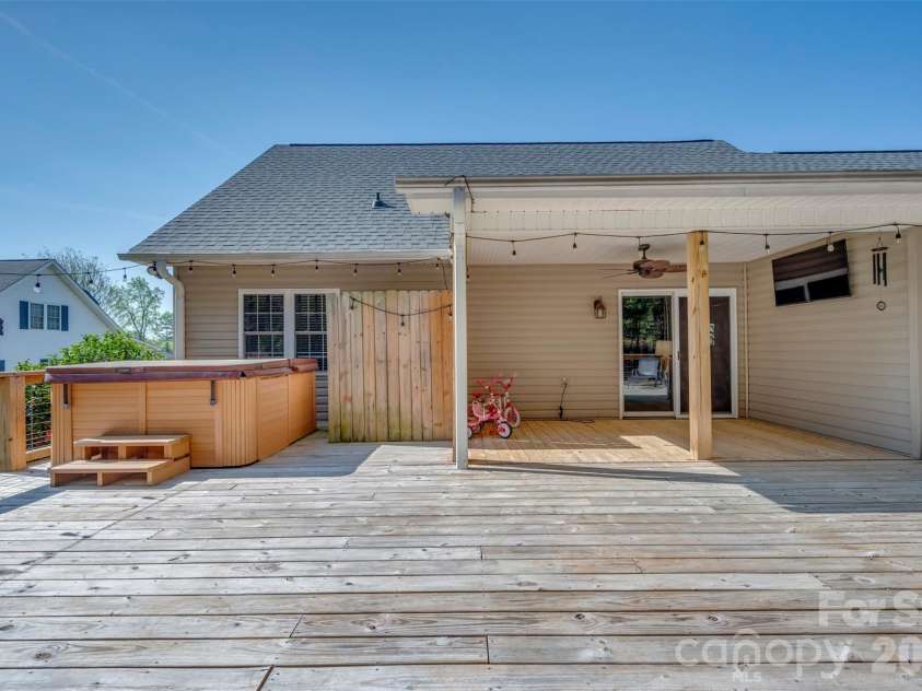 150 Marys Lane, Rutherfordton, NC 28139.  MLS# CAR4364768, YatesRealty ID 16928. 