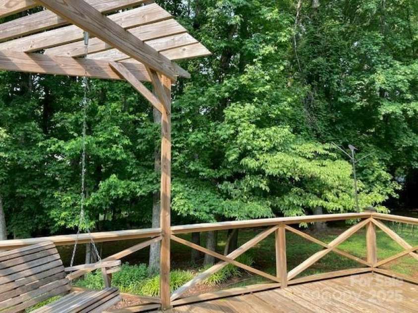 2222 Raven Drive, Rock Hill, SC 29732.  MLS# CAR4261583, YatesRealty ID 16928. 