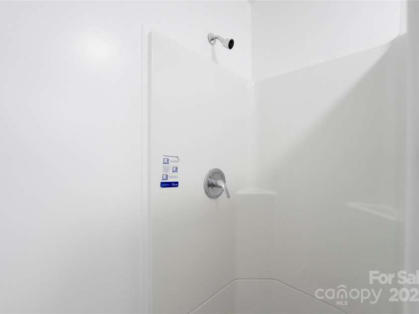 506 Styers Street, Cherryville, NC 28021.  MLS# CAR4265277, YatesRealty ID 16929. Hall Bath