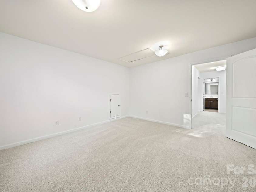 9409 Tradewinds Court, Lancaster, SC 29720.  MLS# CAR4333162, YatesRealty ID 16929. Bonus Room