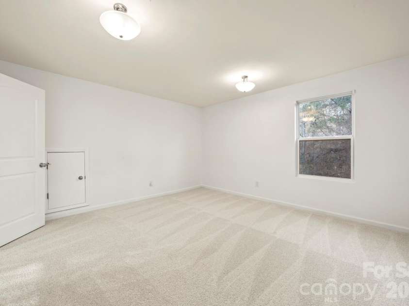 9409 Tradewinds Court, Lancaster, SC 29720.  MLS# CAR4333162, YatesRealty ID 16929. Bonus Room