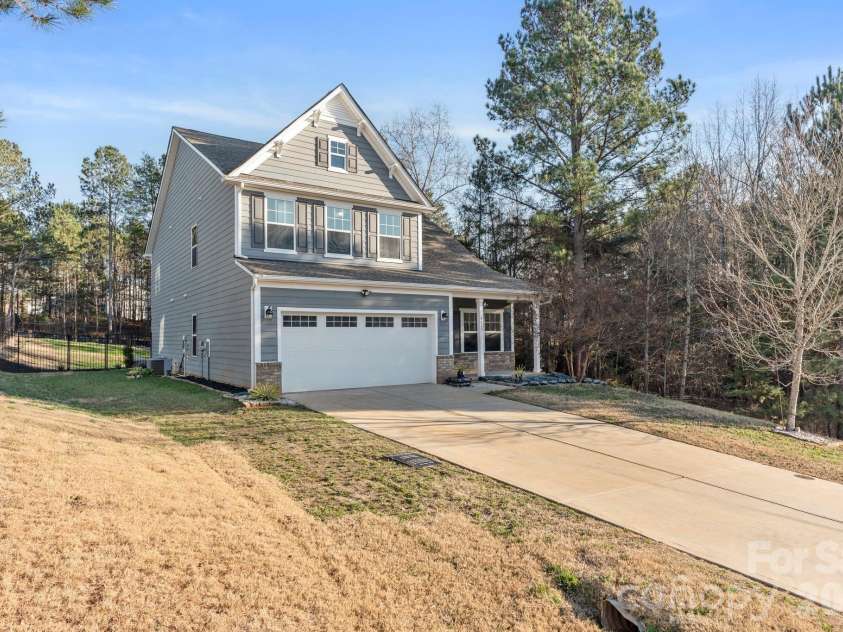 9409 Tradewinds Court, Lancaster, SC 29720.  MLS# CAR4333162, YatesRealty ID 16929. Front Exterior
