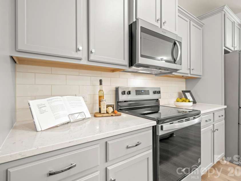 9409 Tradewinds Court, Lancaster, SC 29720.  MLS# CAR4333162, YatesRealty ID 16929. Kitchen
