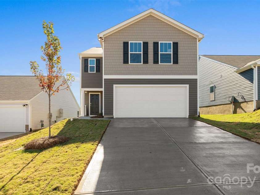 58 Caroline Valley Lane, Hendersonville, NC 28792.  MLS# CAR4333196, YatesRealty ID 1693. Photos are representative