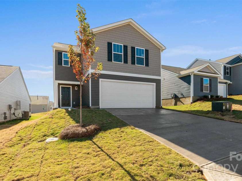 58 Caroline Valley Lane, Hendersonville, NC 28792.  MLS# CAR4333196, YatesRealty ID 1693. Photos are representative