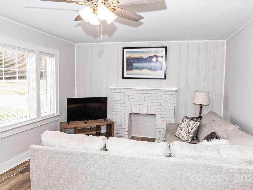 2693 Salem Church Road, Lincolnton, NC 28092.  MLS# CAR4246753, YatesRealty ID 16931. Cozy den where you can unwind