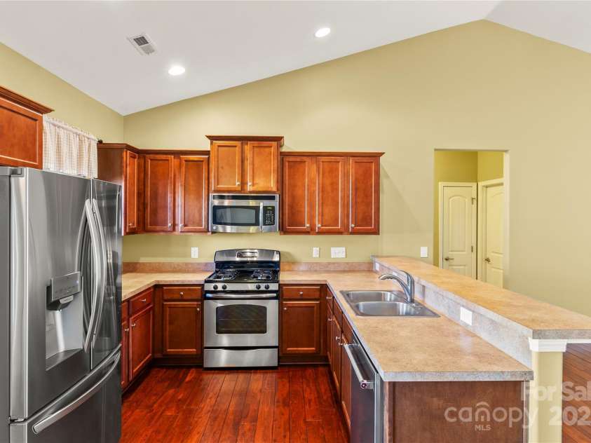 7208 Ogden Place, Denver, NC 28037.  MLS# CAR4318593, YatesRealty ID 16931. 