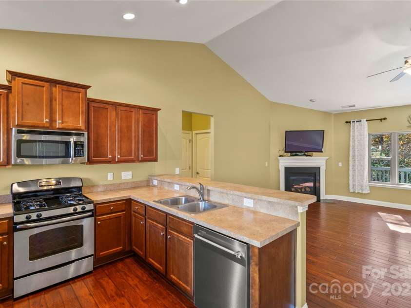7208 Ogden Place, Denver, NC 28037.  MLS# CAR4318593, YatesRealty ID 16931. 