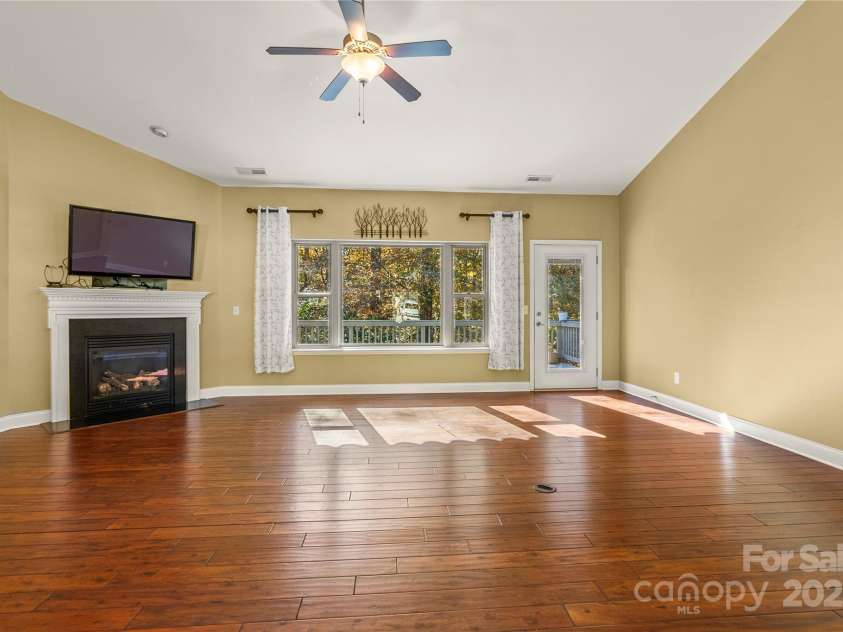7208 Ogden Place, Denver, NC 28037.  MLS# CAR4318593, YatesRealty ID 16931. 