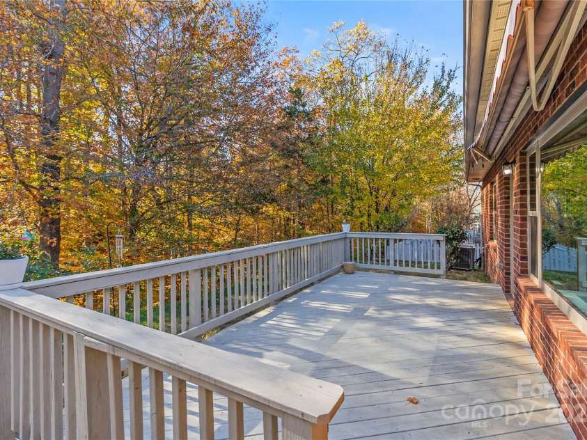 7208 Ogden Place, Denver, NC 28037.  MLS# CAR4318593, YatesRealty ID 16931. 