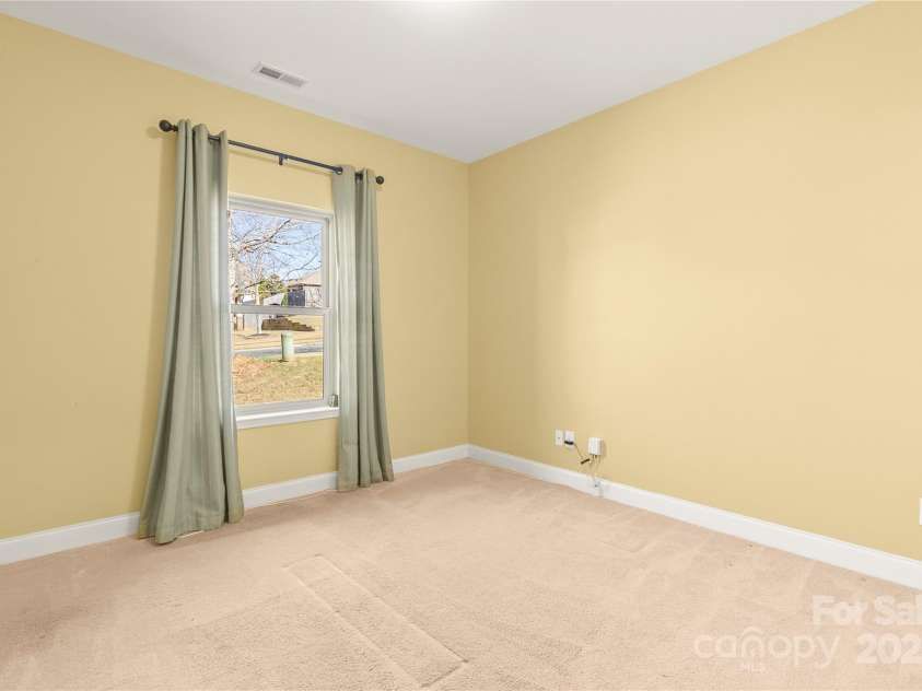 7208 Ogden Place, Denver, NC 28037.  MLS# CAR4318593, YatesRealty ID 16931. 