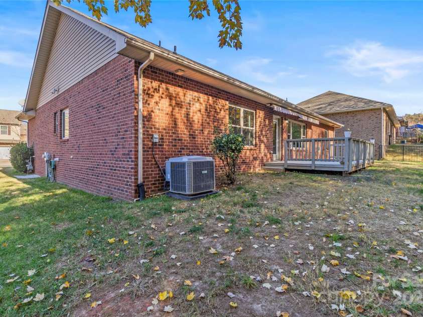 7208 Ogden Place, Denver, NC 28037.  MLS# CAR4318593, YatesRealty ID 16931. 