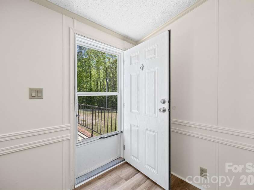 953 Bollinger Pond Drive, Clover, SC 29710.  MLS# CAR4285498, YatesRealty ID 16932. 