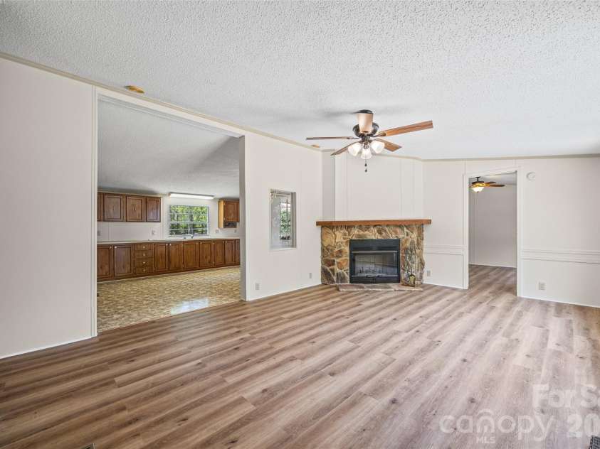 953 Bollinger Pond Drive, Clover, SC 29710.  MLS# CAR4285498, YatesRealty ID 16932. 