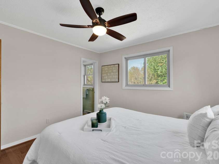 1411 Maiden Road, Maiden, NC 28650.  MLS# CAR4365271, YatesRealty ID 16933. Primary Bedroom Suite