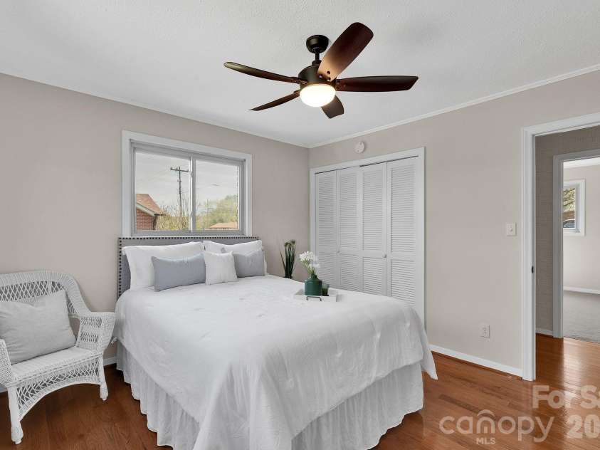 1411 Maiden Road, Maiden, NC 28650.  MLS# CAR4365271, YatesRealty ID 16933. Primary Bedroom Suite