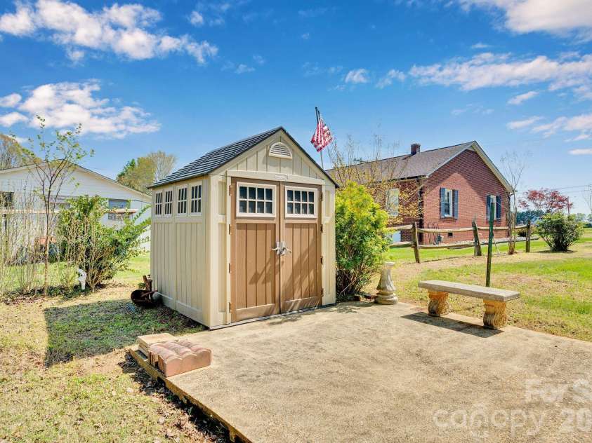 1411 Maiden Road, Maiden, NC 28650.  MLS# CAR4365271, YatesRealty ID 16933. Storage Shed