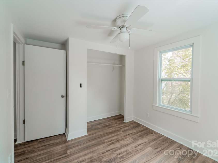 13 Park Lane Avenue, Asheville, NC 28806.  MLS# CAR4262670, YatesRealty ID 16934. Back Right Bedroom Photo 2