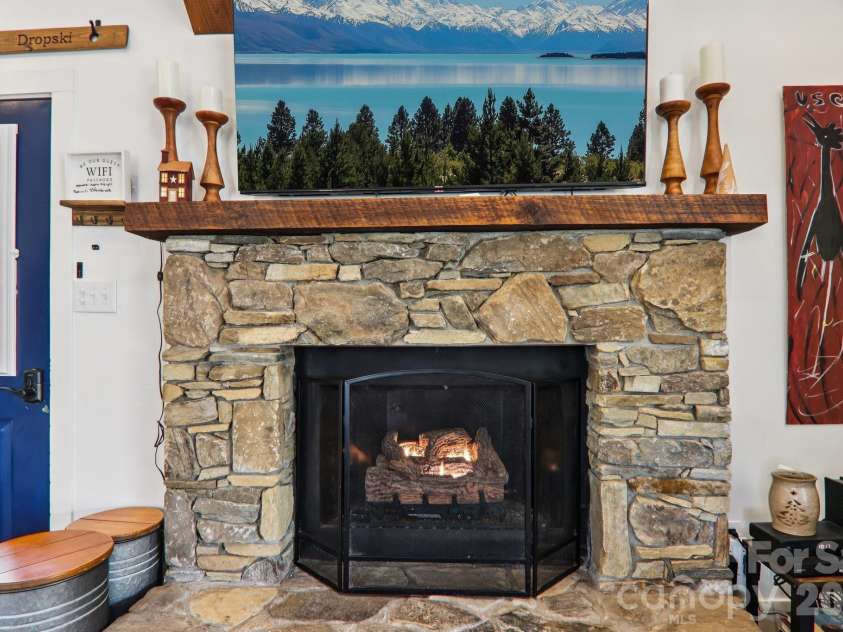 33 Fernbrook Road, Maggie Valley, NC 28751.  MLS# CAR4355332, YatesRealty ID 16934. 