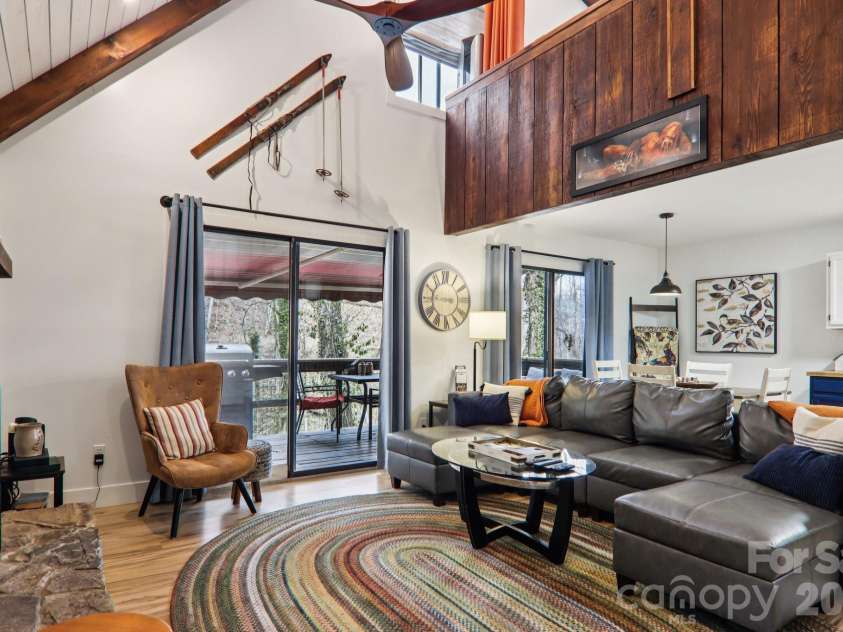 33 Fernbrook Road, Maggie Valley, NC 28751.  MLS# CAR4355332, YatesRealty ID 16934. 
