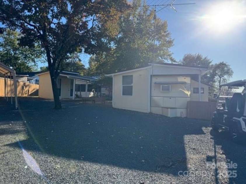 314 Lake Tillery Trail, Mount Gilead, NC 27306.  MLS# CAR4316223, YatesRealty ID 16935. 