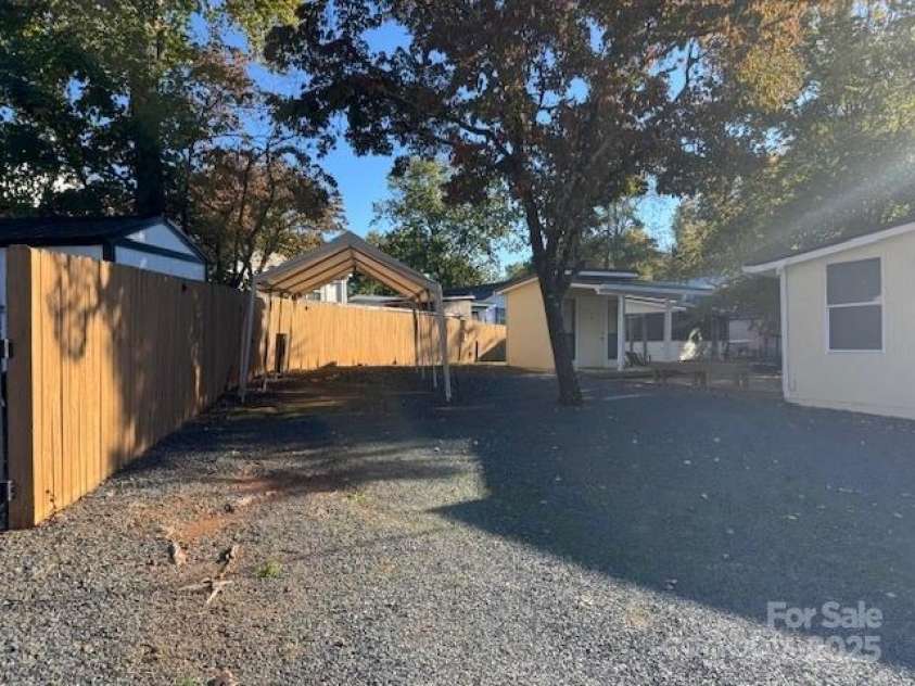 314 Lake Tillery Trail, Mount Gilead, NC 27306.  MLS# CAR4316223, YatesRealty ID 16935. 