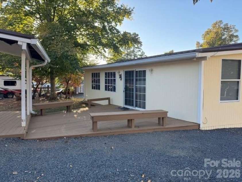 314 Lake Tillery Trail, Mount Gilead, NC 27306.  MLS# CAR4316223, YatesRealty ID 16935. 