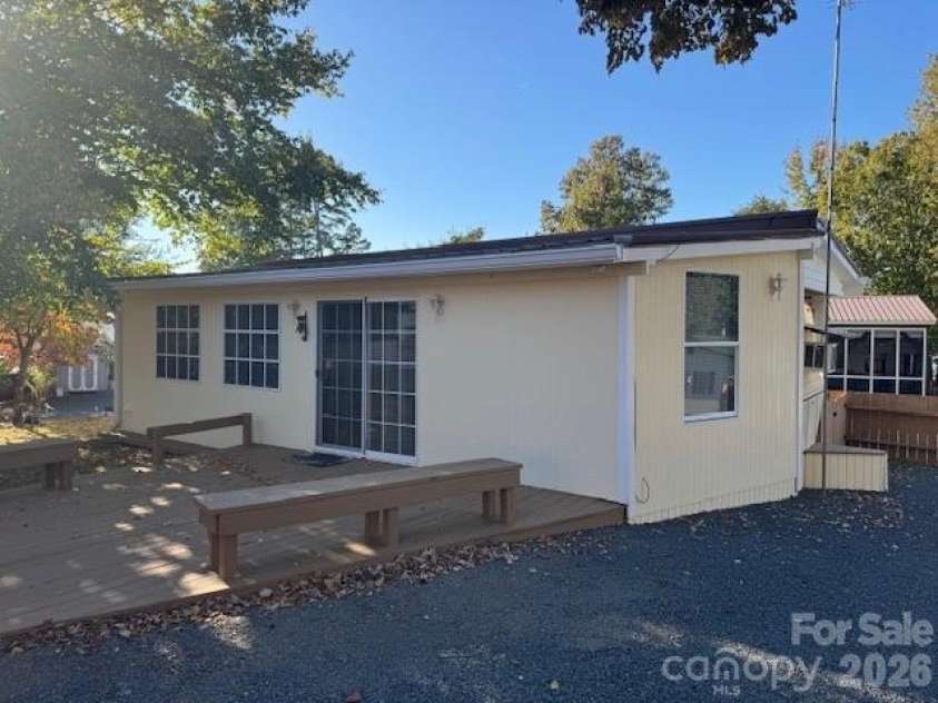 314 Lake Tillery Trail, Mount Gilead, NC 27306.  MLS# CAR4316223, YatesRealty ID 16935. 