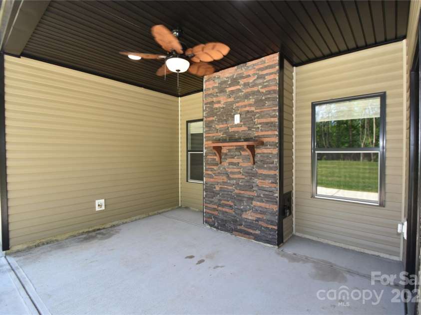 6519 Pargo Road, Charlotte, NC 28216.  MLS# CAR4246671, YatesRealty ID 16937. Back Patio.