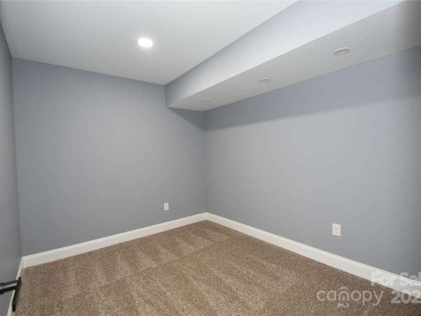 6519 Pargo Road, Charlotte, NC 28216.  MLS# CAR4246671, YatesRealty ID 16937. Upstairs Playroom.