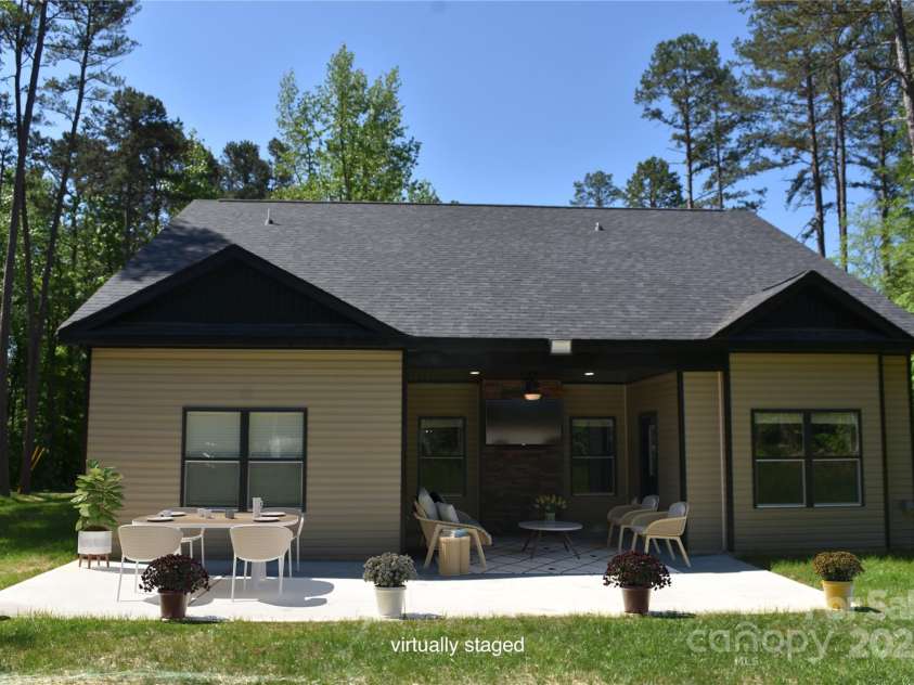 6519 Pargo Road, Charlotte, NC 28216.  MLS# CAR4246671, YatesRealty ID 16937. Virtually staged.