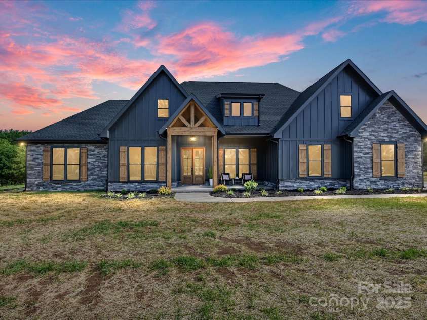 1172 Springlake Road, York, SC 29745.  MLS# CAR4261465, YatesRealty ID 16938. 