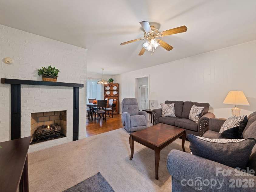 241 Grandview Circle, Waynesville, NC 28786.  MLS# CAR4375029, YatesRealty ID 16942. 
