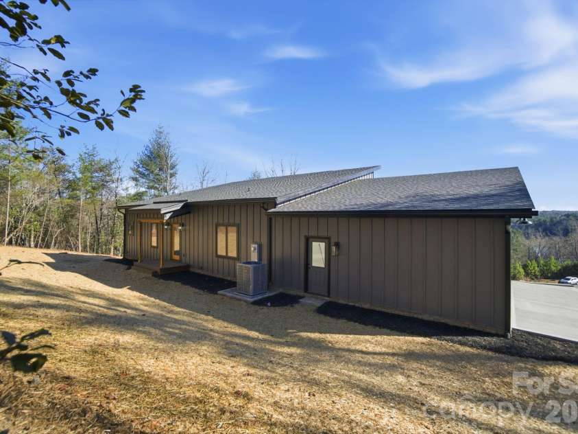 1597 Compass Court, Granite Falls, NC 28630.  MLS# CAR4331950, YatesRealty ID 16943. Plenty of Privacy