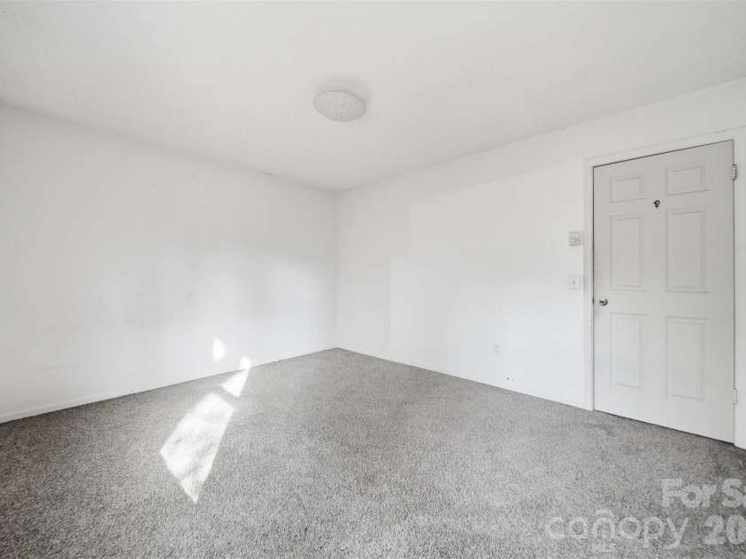 2374 Gingercake Court, Lenoir, NC 28645.  MLS# CAR4365193, YatesRealty ID 16944. 