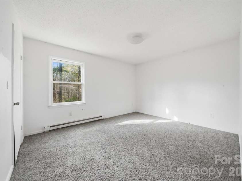 2374 Gingercake Court, Lenoir, NC 28645.  MLS# CAR4365193, YatesRealty ID 16944. 