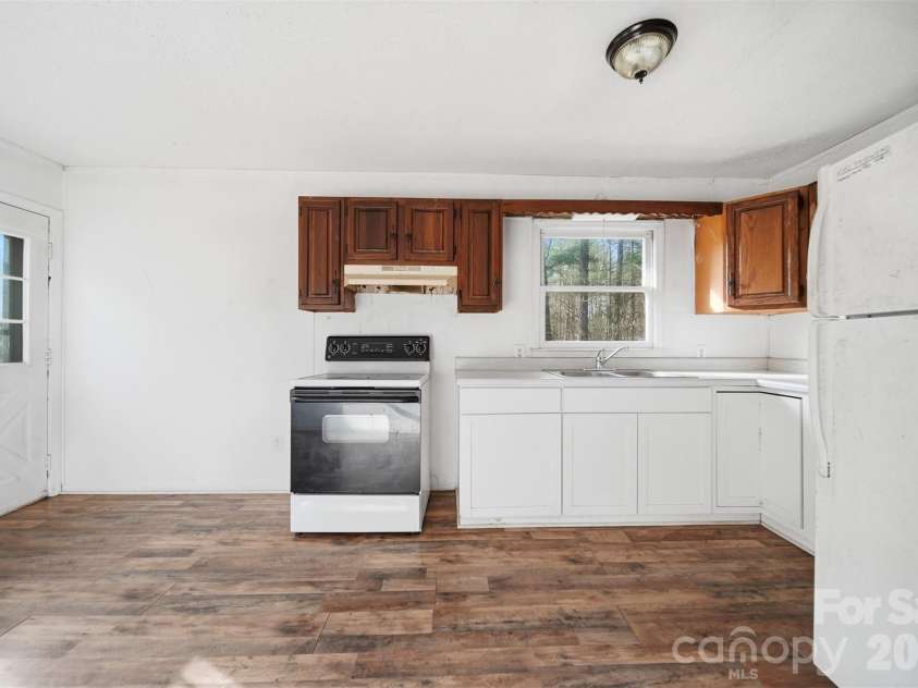 2374 Gingercake Court, Lenoir, NC 28645.  MLS# CAR4365193, YatesRealty ID 16944. 