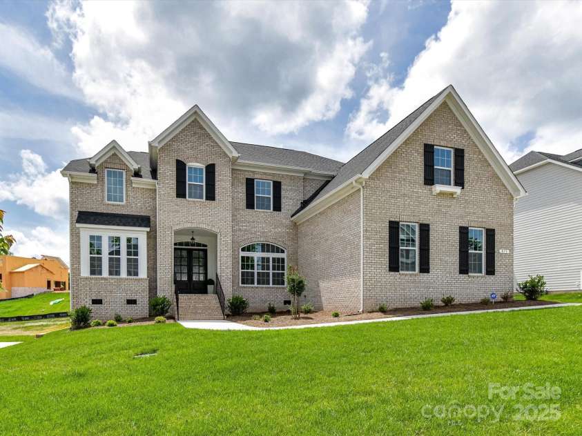 873 Penny Royal Avenue, Fort Mill, SC 29715.  MLS# CAR4234425, YatesRealty ID 16944. Welcome to your New Home