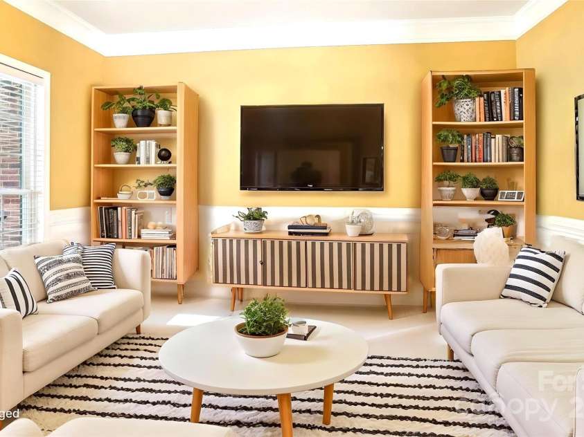 105 Prairie Rose Court, Waxhaw, NC 28173.  MLS# CAR4264046, YatesRealty ID 16945. Flex Room