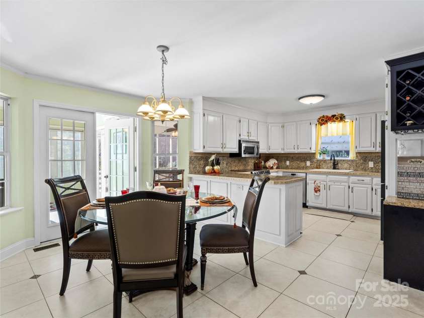 1002 4th Street, Conover, NC 28613.  MLS# CAR4321070, YatesRealty ID 16946. 