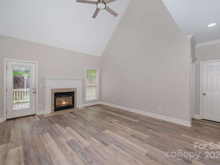 1033 Marguerite Drive, Lowell, NC 28098.  MLS# CAR4250260, YatesRealty ID 16947. 