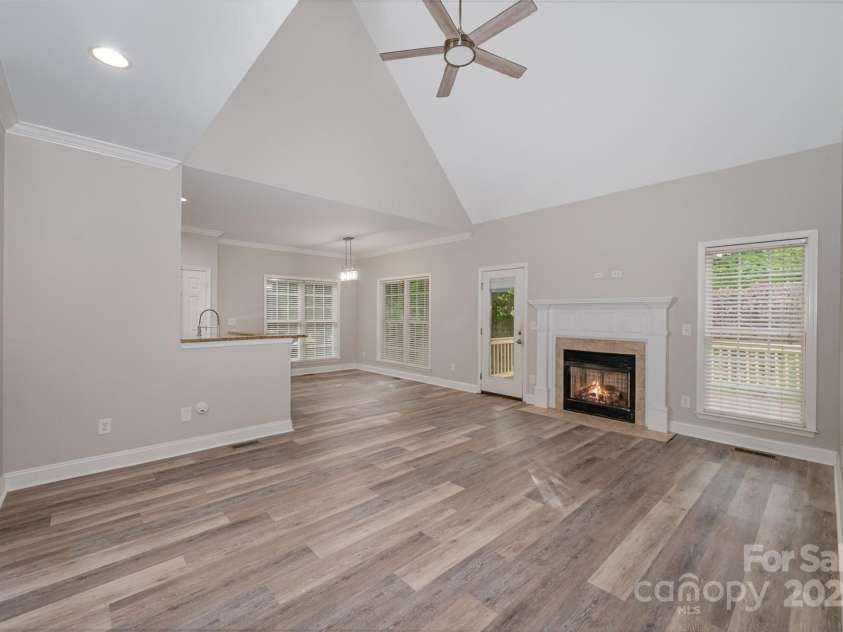 1033 Marguerite Drive, Lowell, NC 28098.  MLS# CAR4250260, YatesRealty ID 16947. 