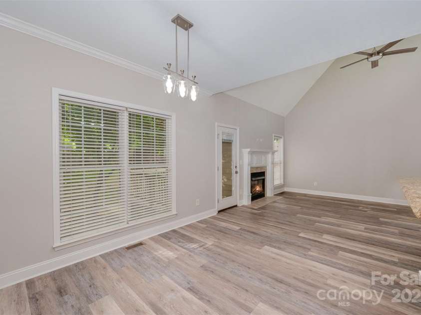 1033 Marguerite Drive, Lowell, NC 28098.  MLS# CAR4250260, YatesRealty ID 16947. 