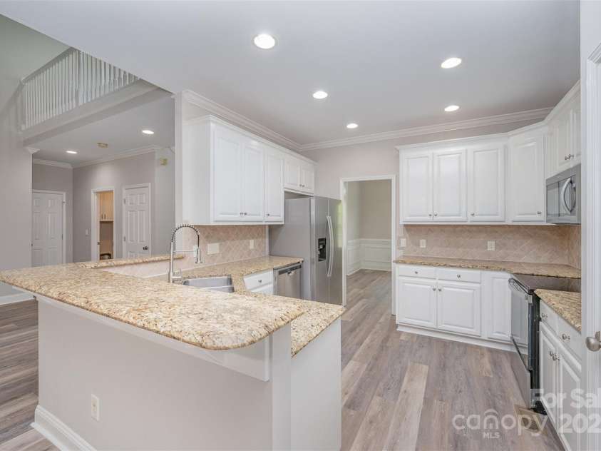 1033 Marguerite Drive, Lowell, NC 28098.  MLS# CAR4250260, YatesRealty ID 16947. 