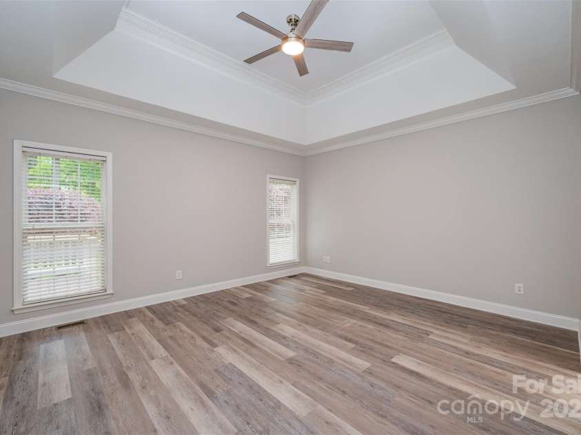 1033 Marguerite Drive, Lowell, NC 28098.  MLS# CAR4250260, YatesRealty ID 16947. 